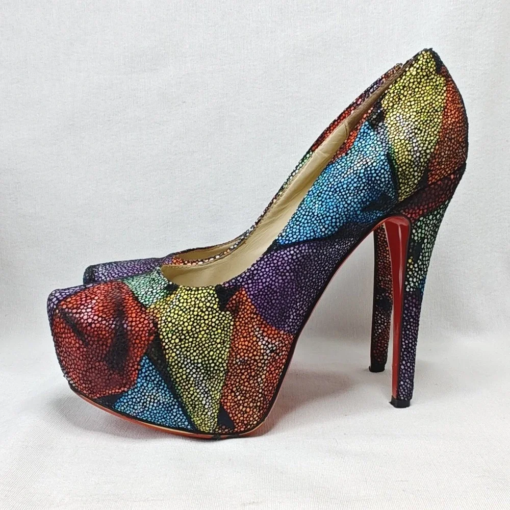 Christian Louboutin Daffodile Pumps 40 Pebble Texture Platform Leather Heels Red